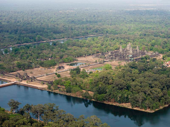 Angkor Wat - Aerial (110021403)